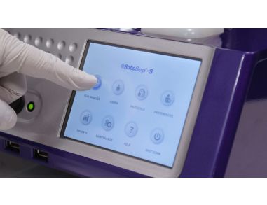 Selecting a Protocol on the RoboSep™-S